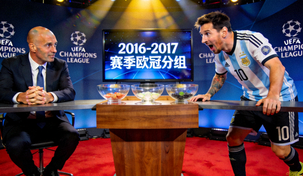 欧冠历史经典抽签瞬间回顾，包括齐达内、梅西等球星反应
